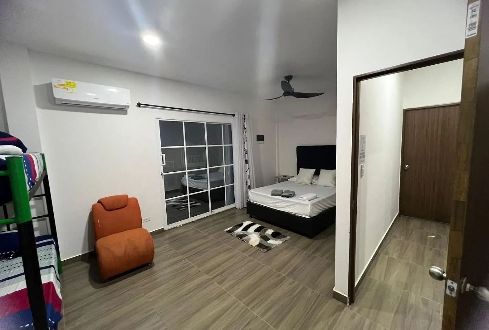 Habitaciones Y Aptos Isabella Santa Marta  Homestay Santa Marta (Magdalena)
