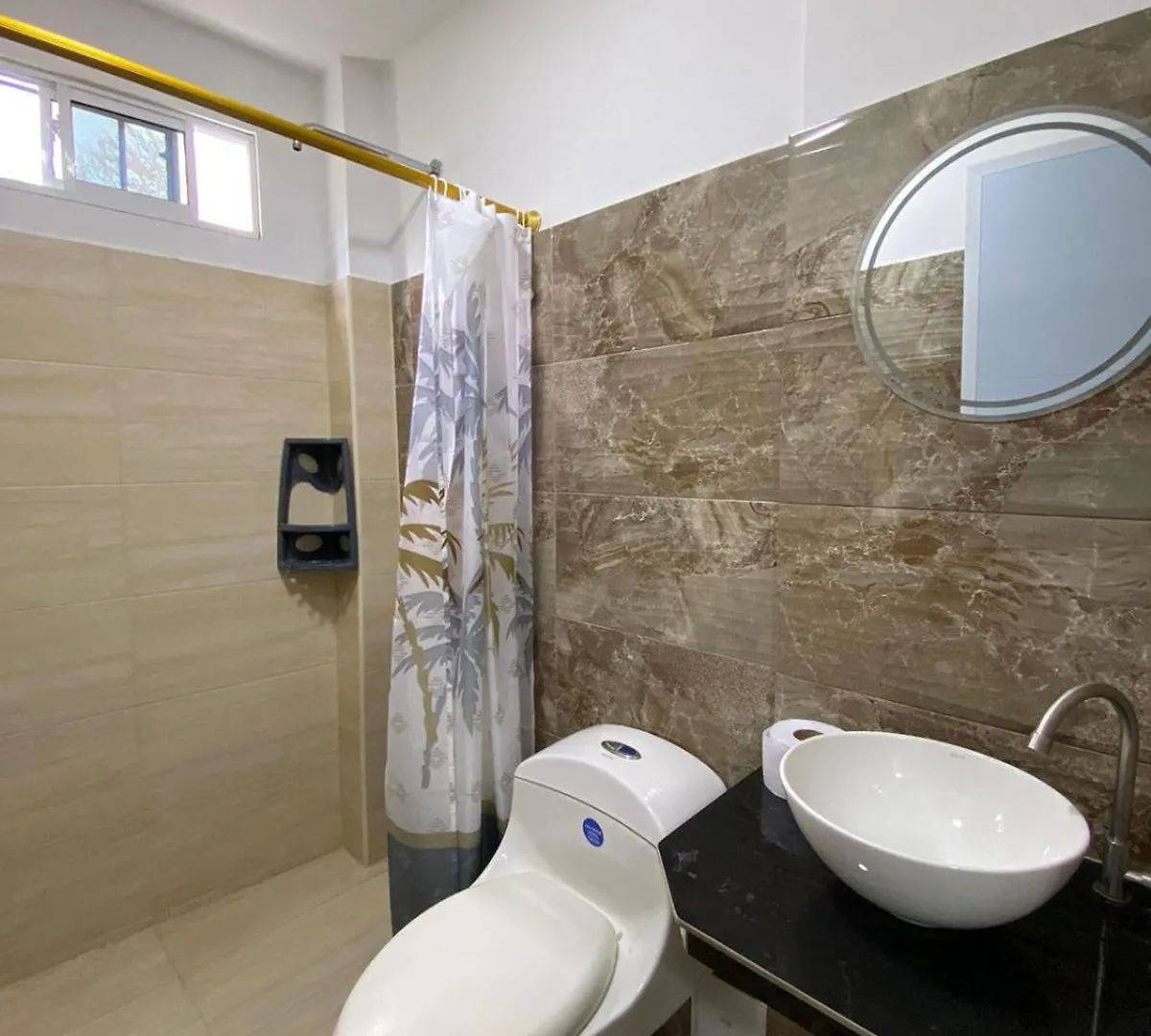 Homestay Habitaciones Y Aptos Isabella Santa Marta