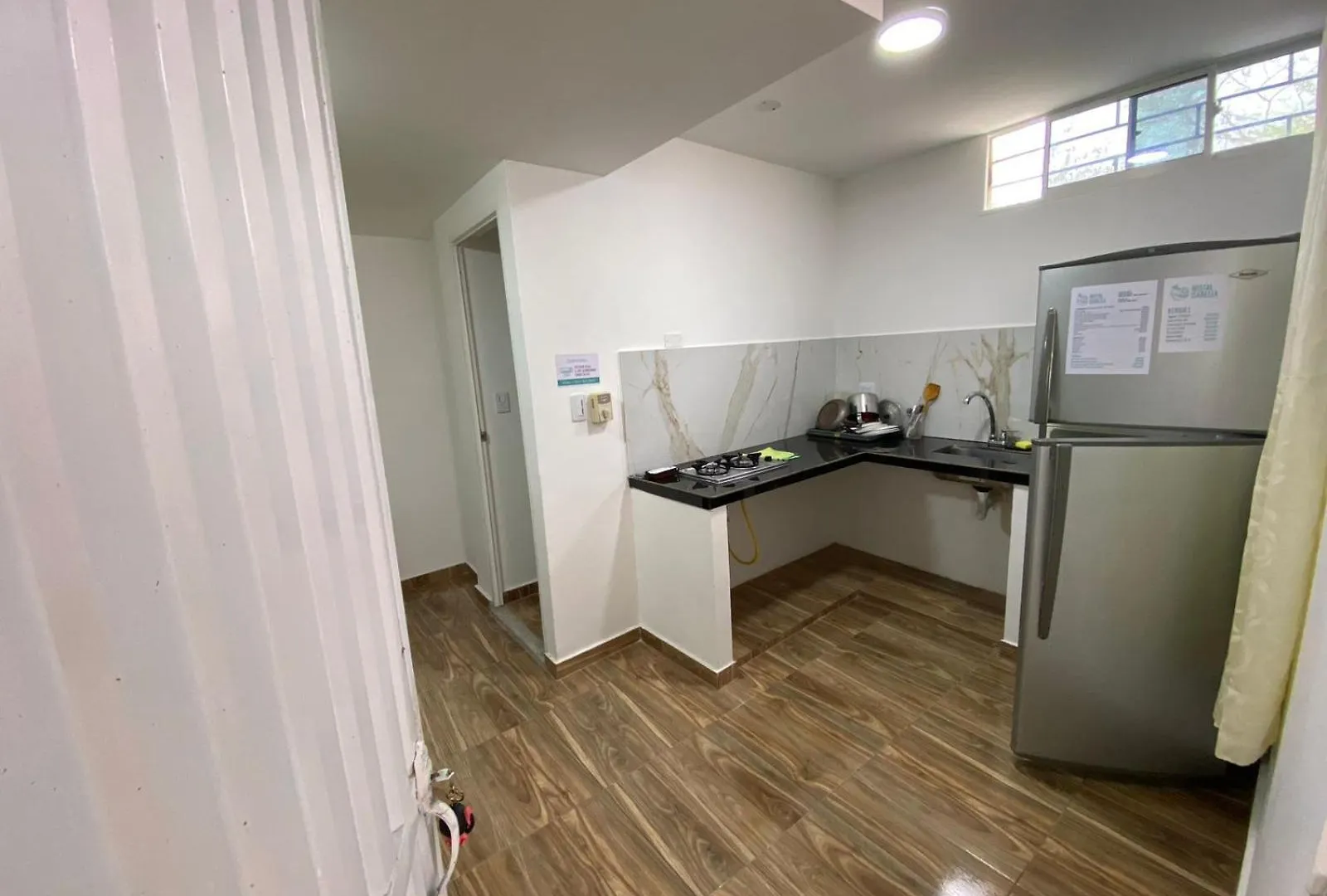 Habitaciones Y Aptos Isabella Santa Marta  Homestay Santa Marta (Magdalena)