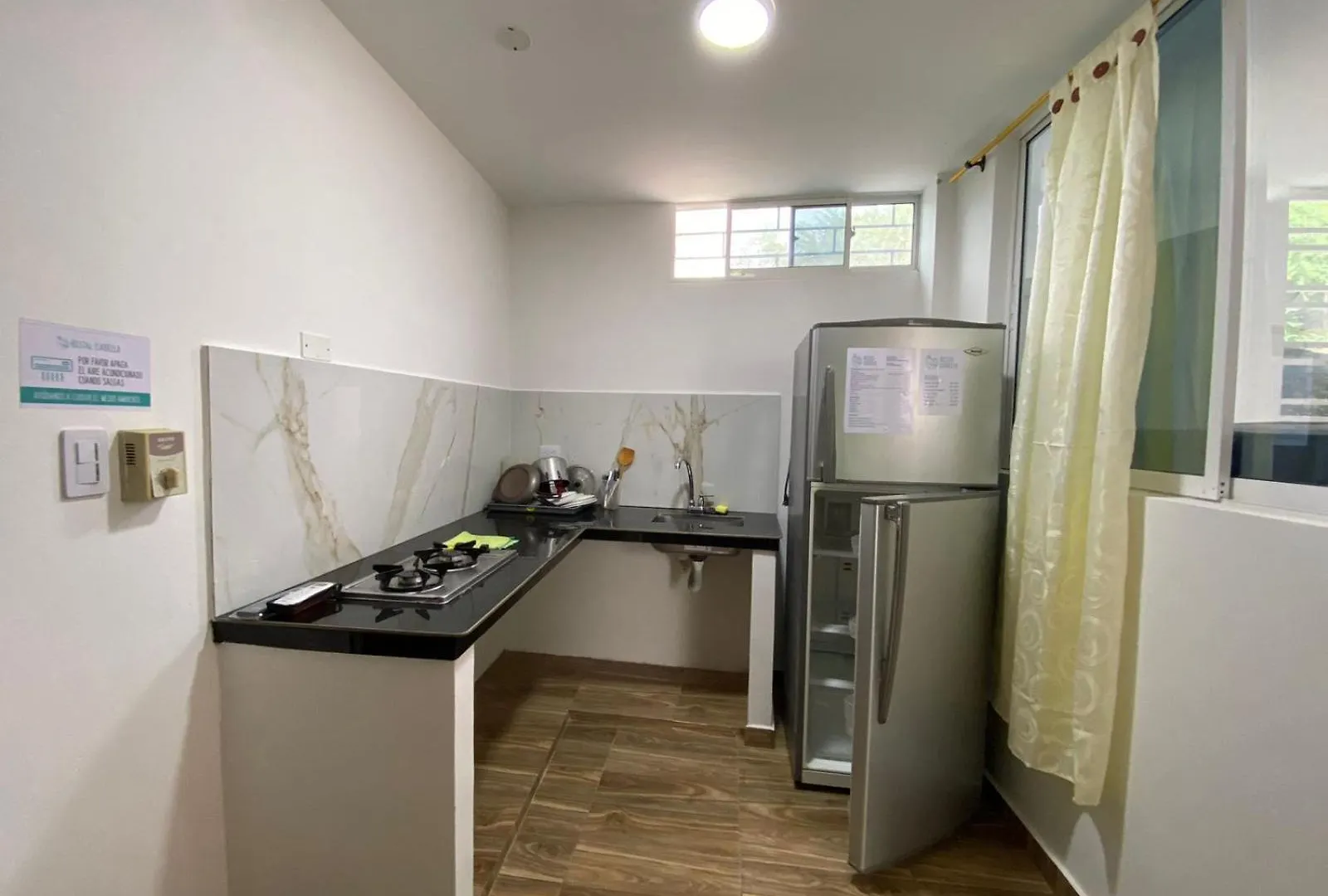 Habitaciones Y Aptos Isabella Santa Marta  0*, Santa Marta (Magdalena) Colombia