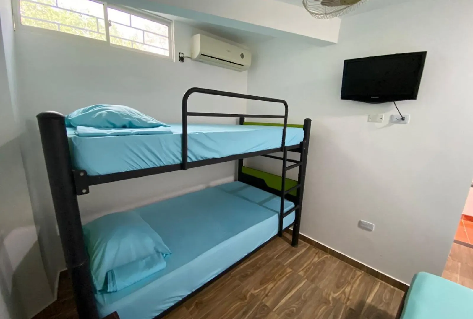 Habitaciones Y Aptos Isabella Santa Marta  Homestay