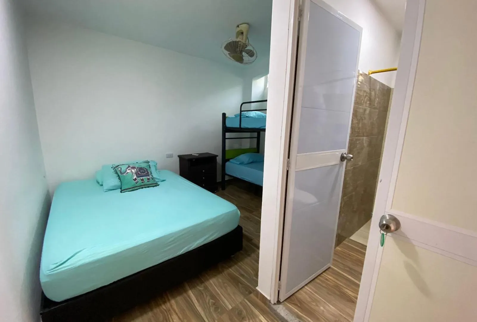 Homestay Habitaciones Y Aptos Isabella Santa Marta  Colombia