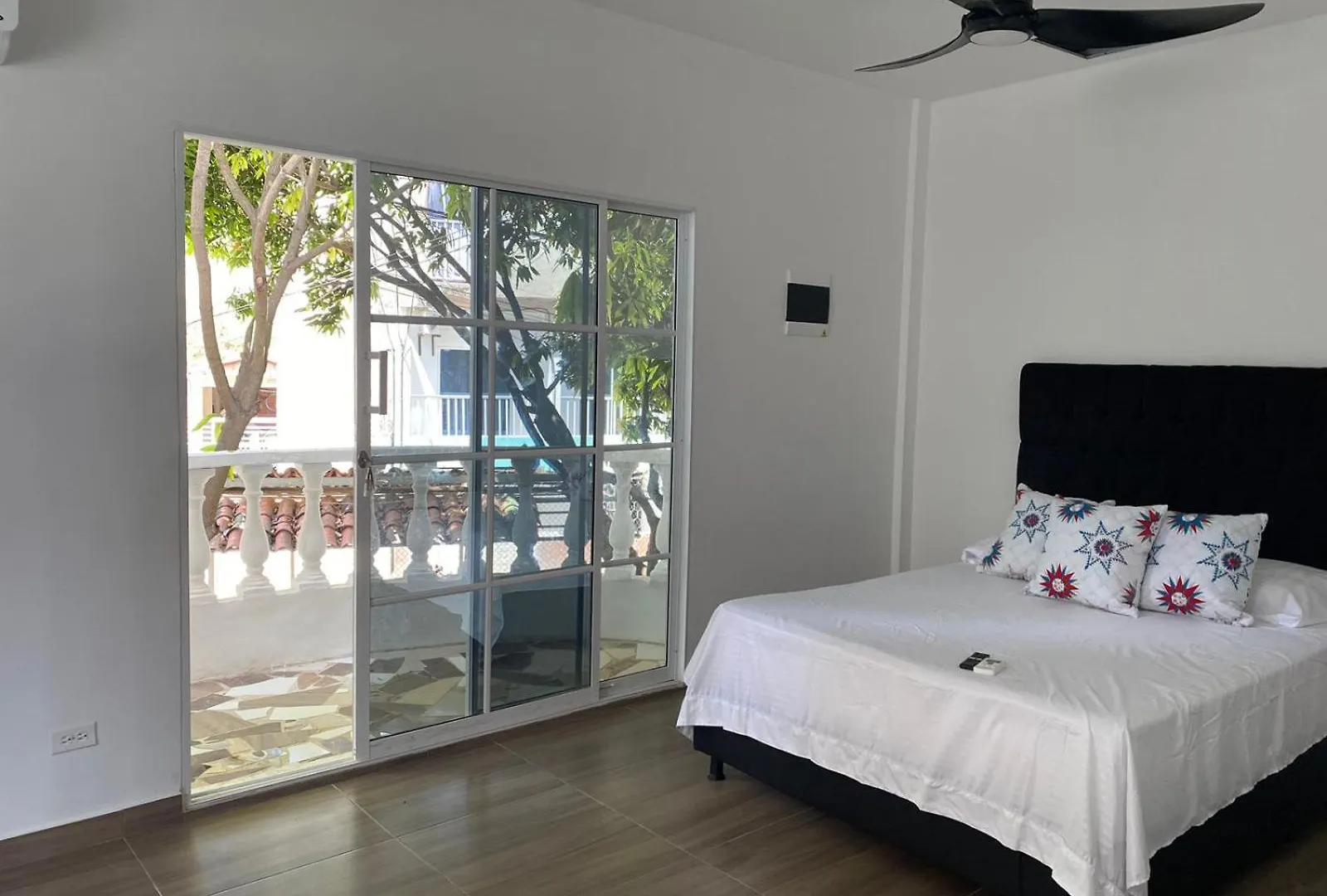 Habitaciones Y Aptos Isabella Santa Marta
